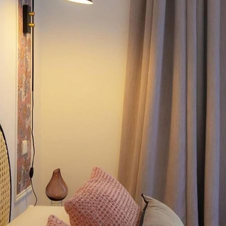 Romantic Flat In The Heart Of The City Авиньон Экстерьер фото